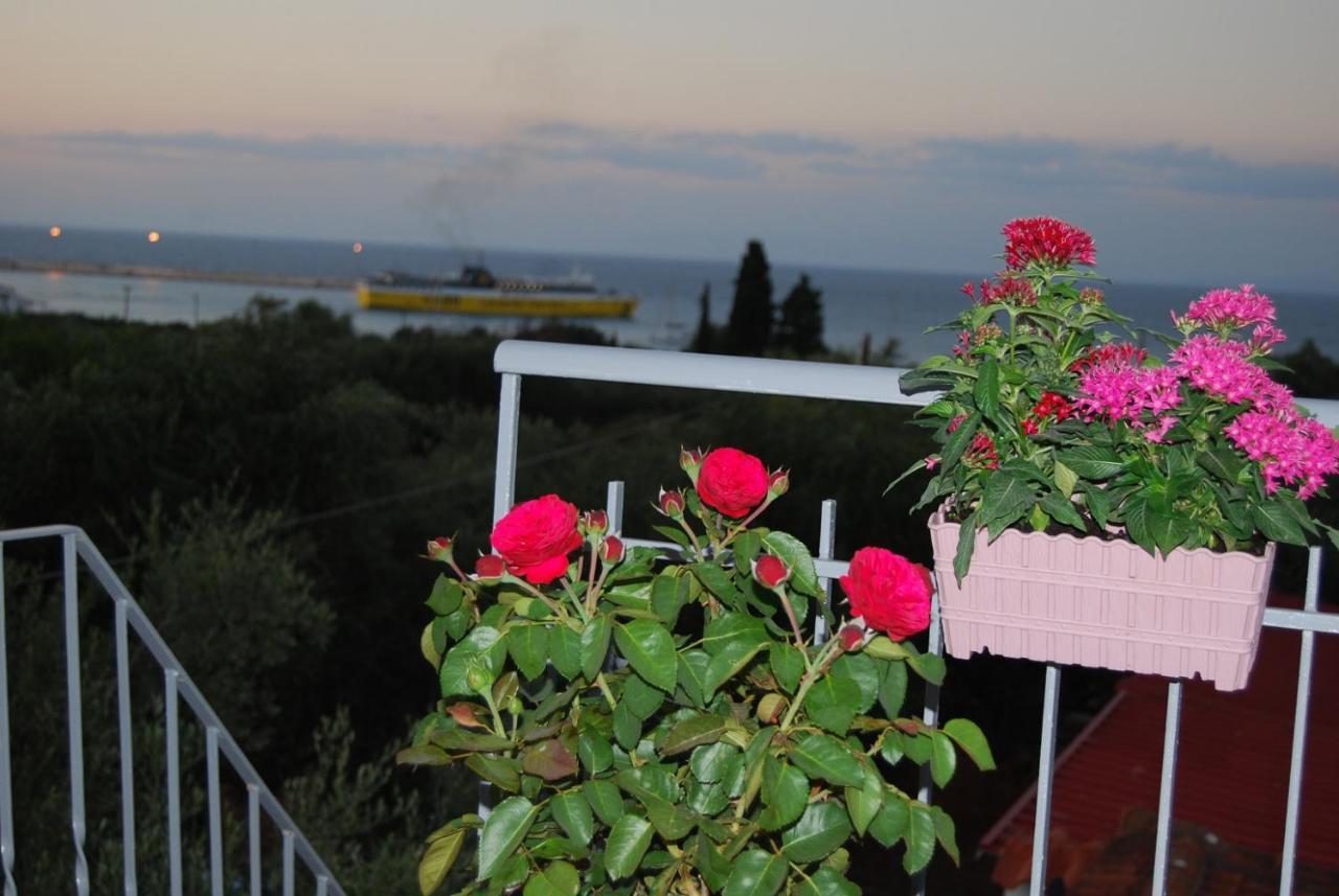 Killini Cottage Studio The Small Cyclades Kastro-Kyllini Bagian luar foto