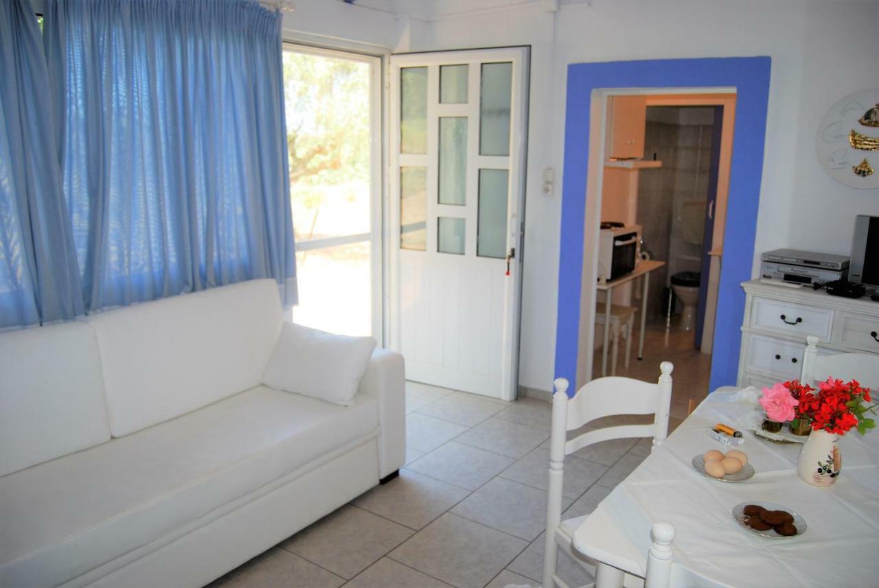 Killini Cottage Studio The Small Cyclades Kastro-Kyllini Bagian luar foto